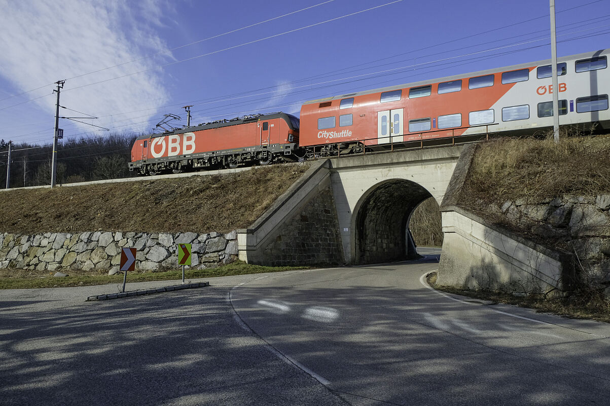 Bahnunterführung Rekawinkel  B44 