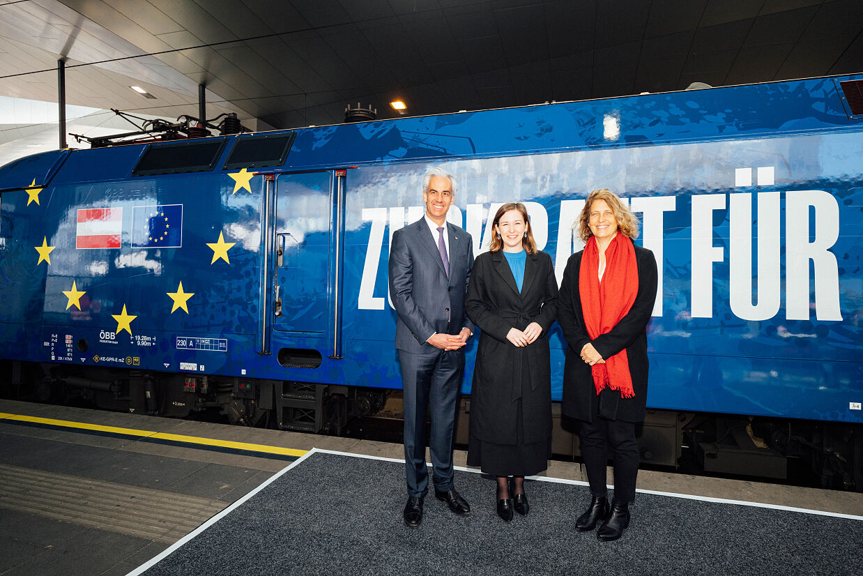 Patrick Lobis_Claudia Bauer_Sabine Stock