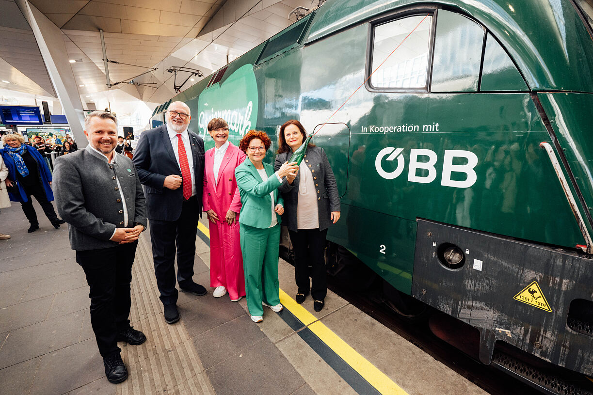 Loktaufe Steiermark_GF Feiertag_CEO Matthä_GF Steharnig-Staudinger_StS Zehetner_VlR Holzer_c_OEBB_Willinger