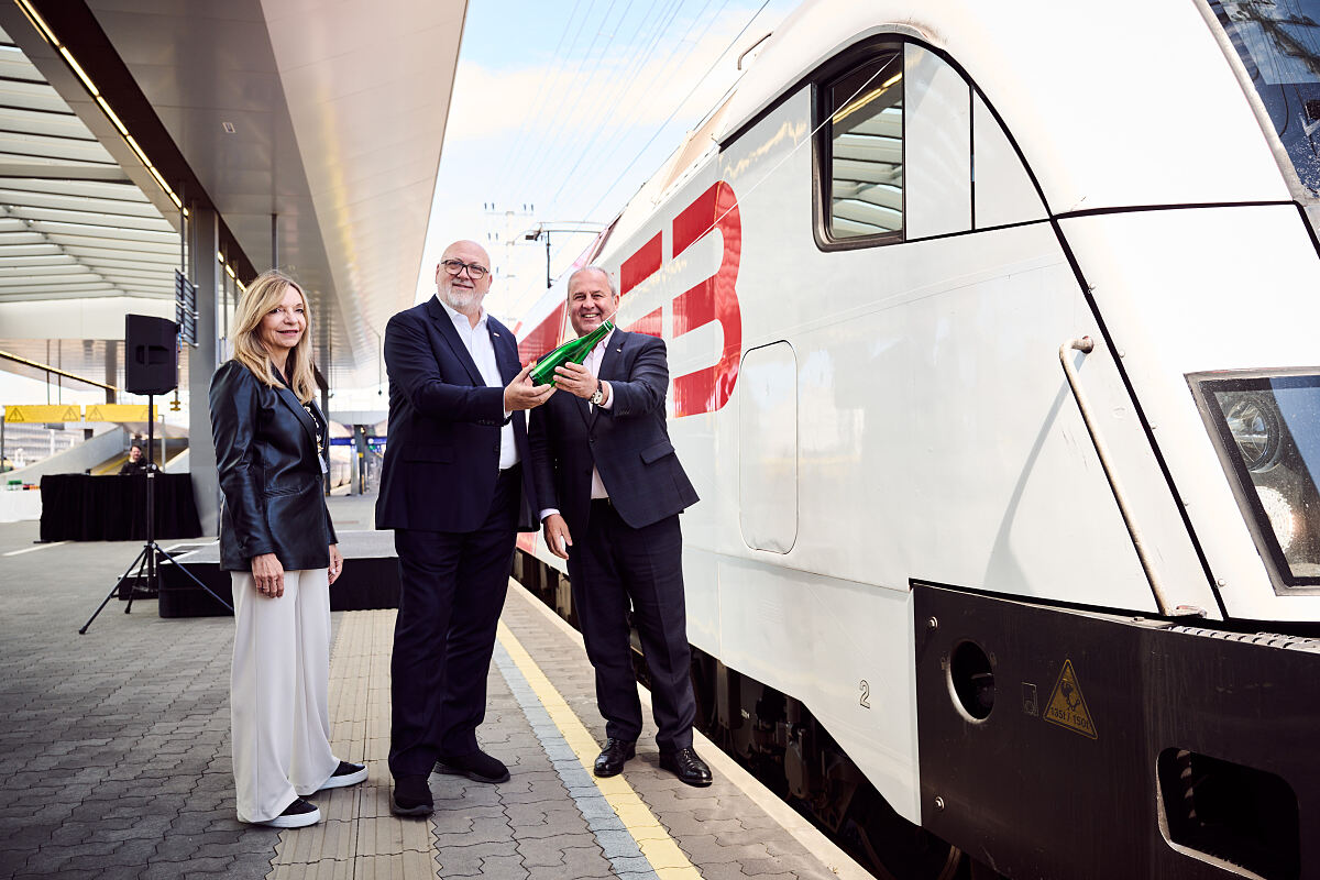 Loktaufe am Wiener Hauptbahnhof