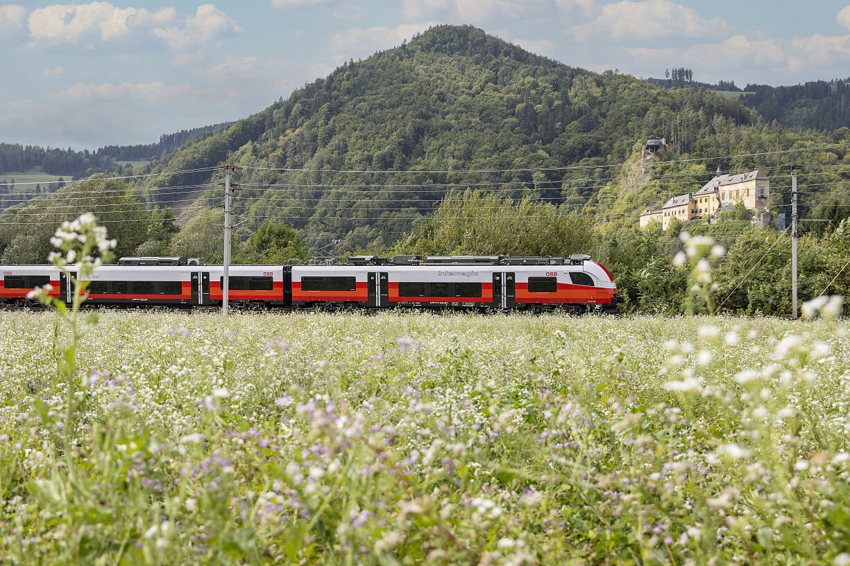 Interregio_c_OEBB_Harald Eisenberger
