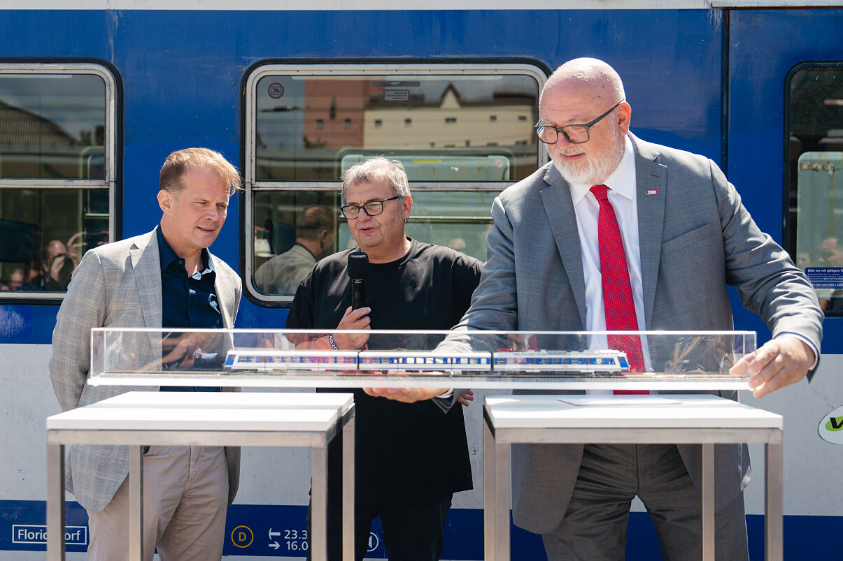 4020-5_c_OEBB_Leonte