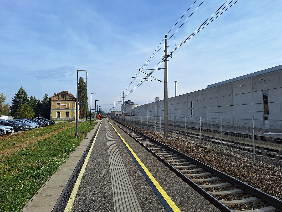 Haltestelle Unterradlberg_OEBB_Lehner