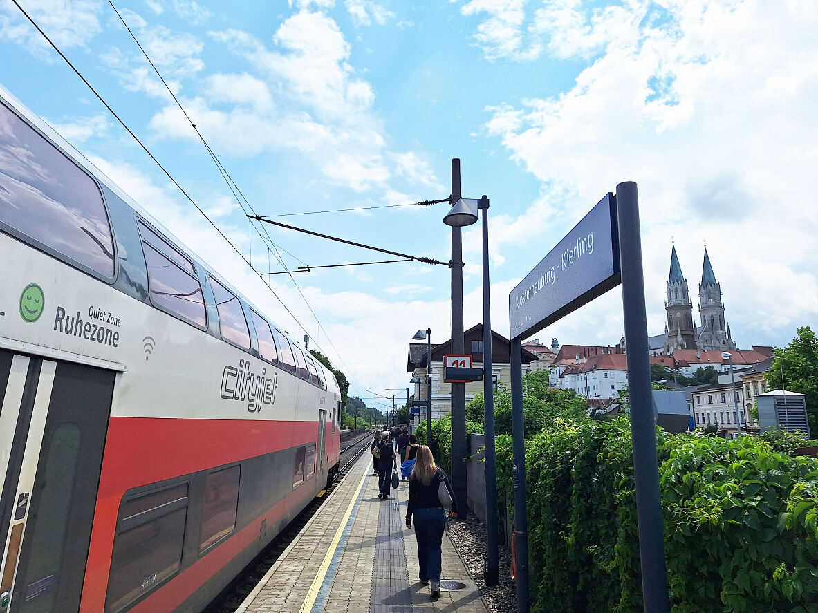 Ersatzbus-Anschluss an die Linie S40 in Weidling