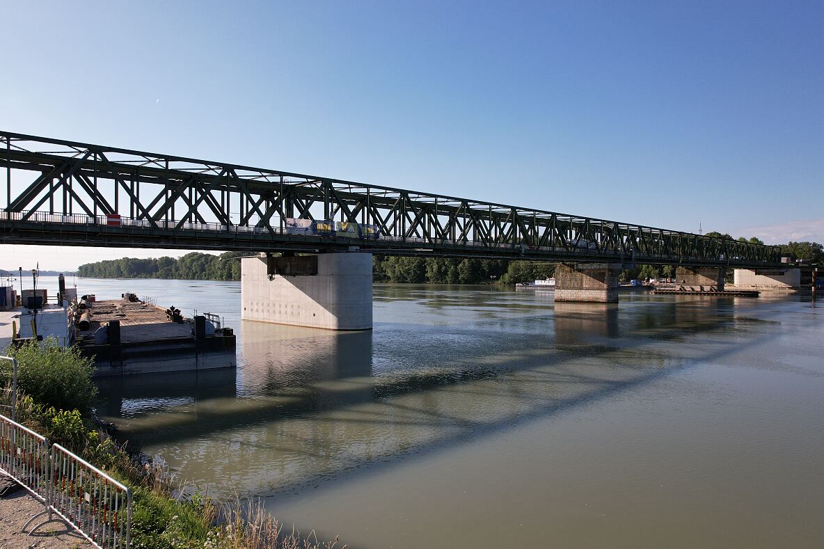 Donaubrücke Mauthausen