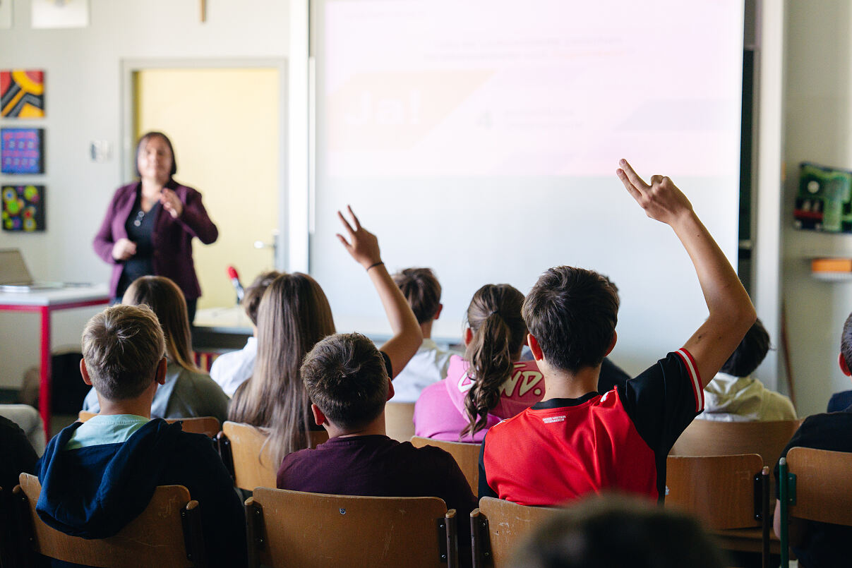 20250925_Sicherheit macht Schule_NMS Neusiedl