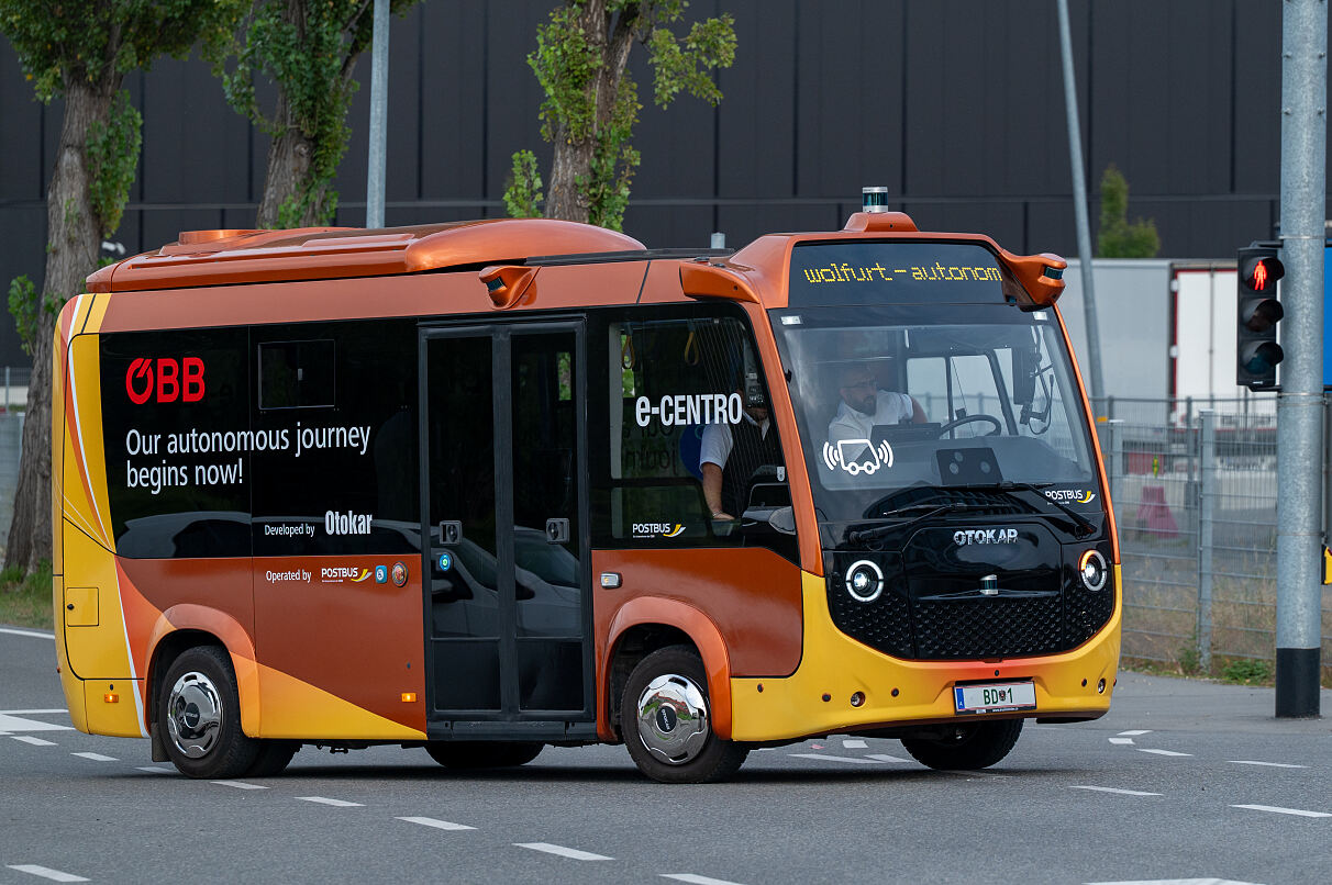 Vollautomatisierter Bus auf der Strecke in Wolfurt