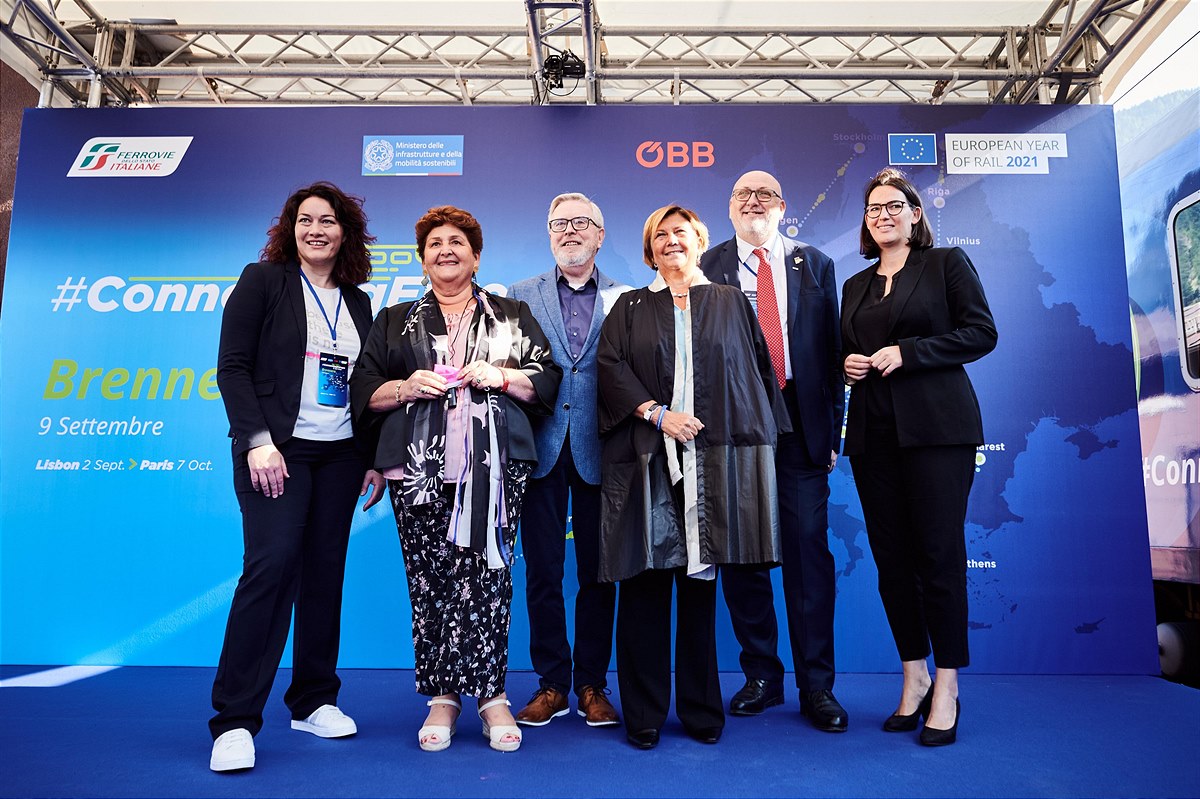 20210909_PI_OeBB-RCG-Brenner-CEE-Bild-1-Gruppenfoto-c-OeBB--Marek-Knopp