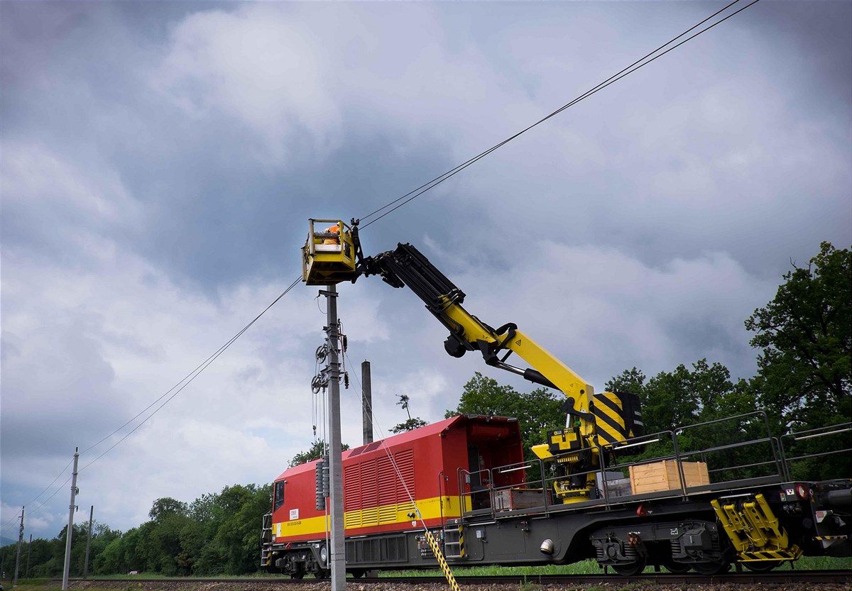 20210830_Oberleitungsarbeiten-3-c-OeBB-Nino-Schenz