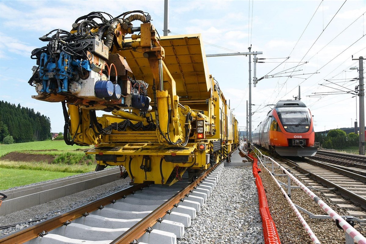 20210628_Gleisbau_Steindorf_Neumarkt_1-c-OeBB-Robert-Deopito