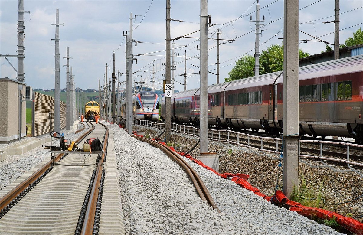 20210628_Gleisbau_Steindorf_Neumarkt_2-c-OeBB_Robert-Deopito