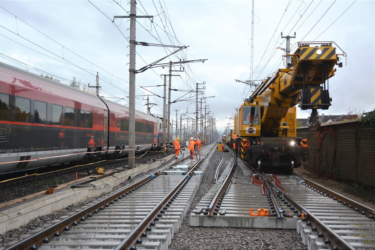 20210427_Weichentausch-St-Valentin-c-OeBB_Duchatczek