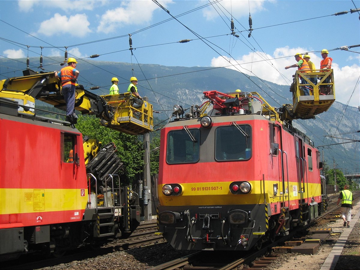 20210414_Oberleitungsarbeiten_Motorturmwagen-c-OeBB