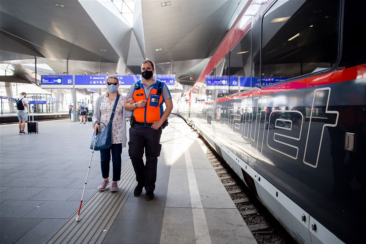 Barrierefreiheit am Bahnhof 2 (c) ÖBB Eisenberger