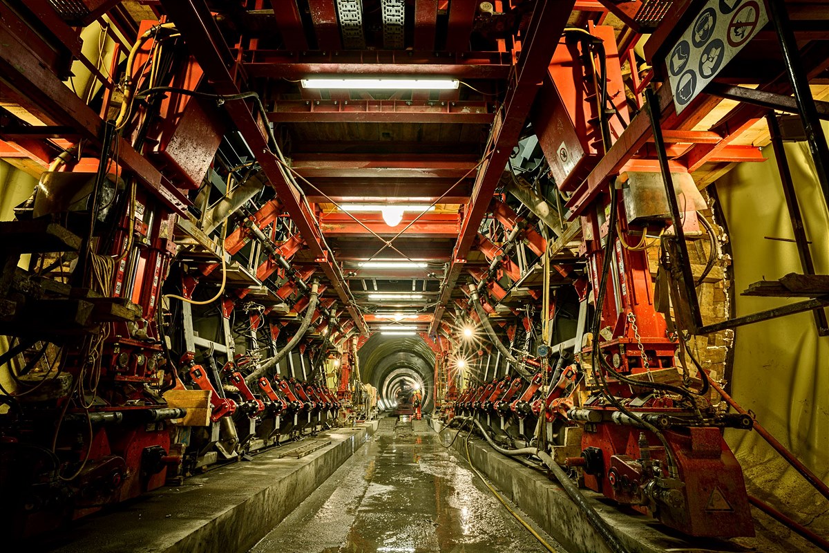 Semmering-Basistunnel Schalwagen_Bau Innenschale