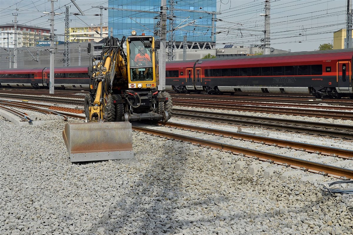 Bauarbeiten_Weststrecke_(c)ÖBB Robert Deopito