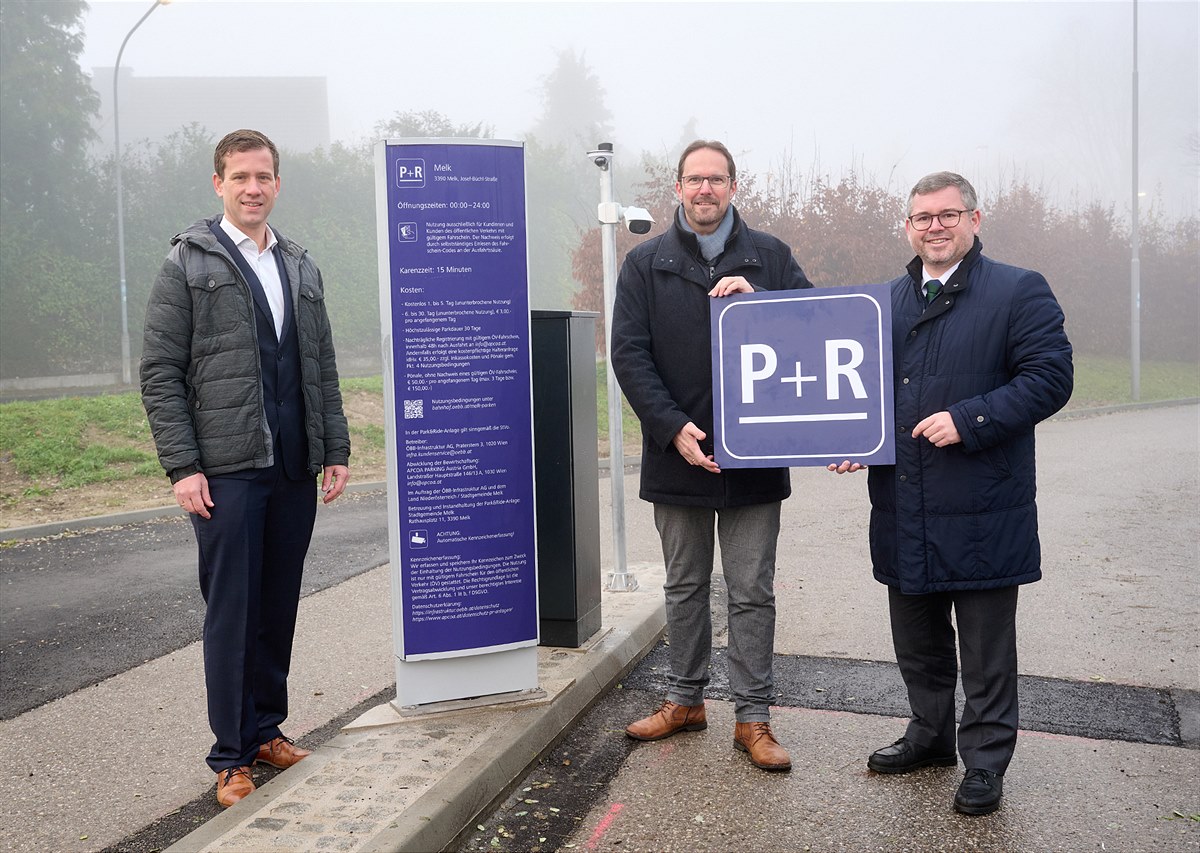 Park&Ride Amstetten_Bernd Schweiger ÖBB, VBgm. Markus Brandstetter, LR Ludiwg Schleritzko © NLK Pfeiffer