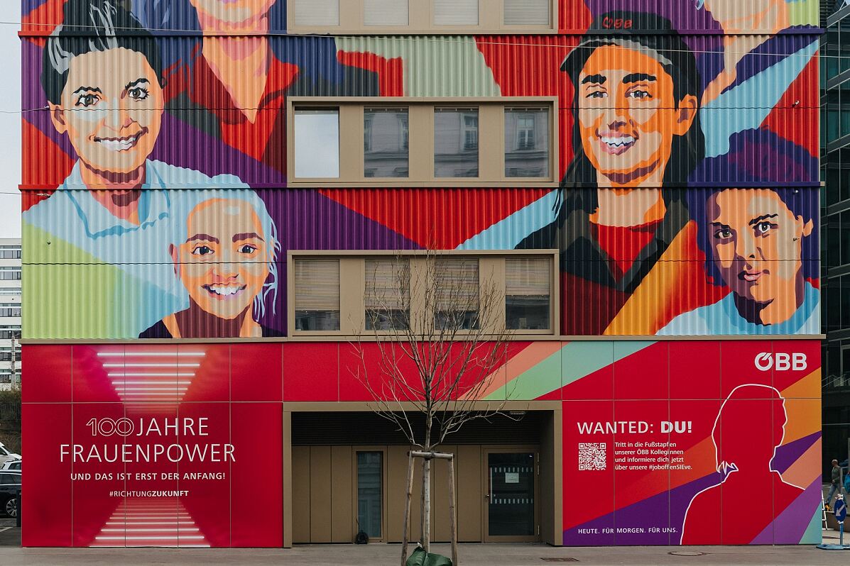 ÖBB Frauentag Mural