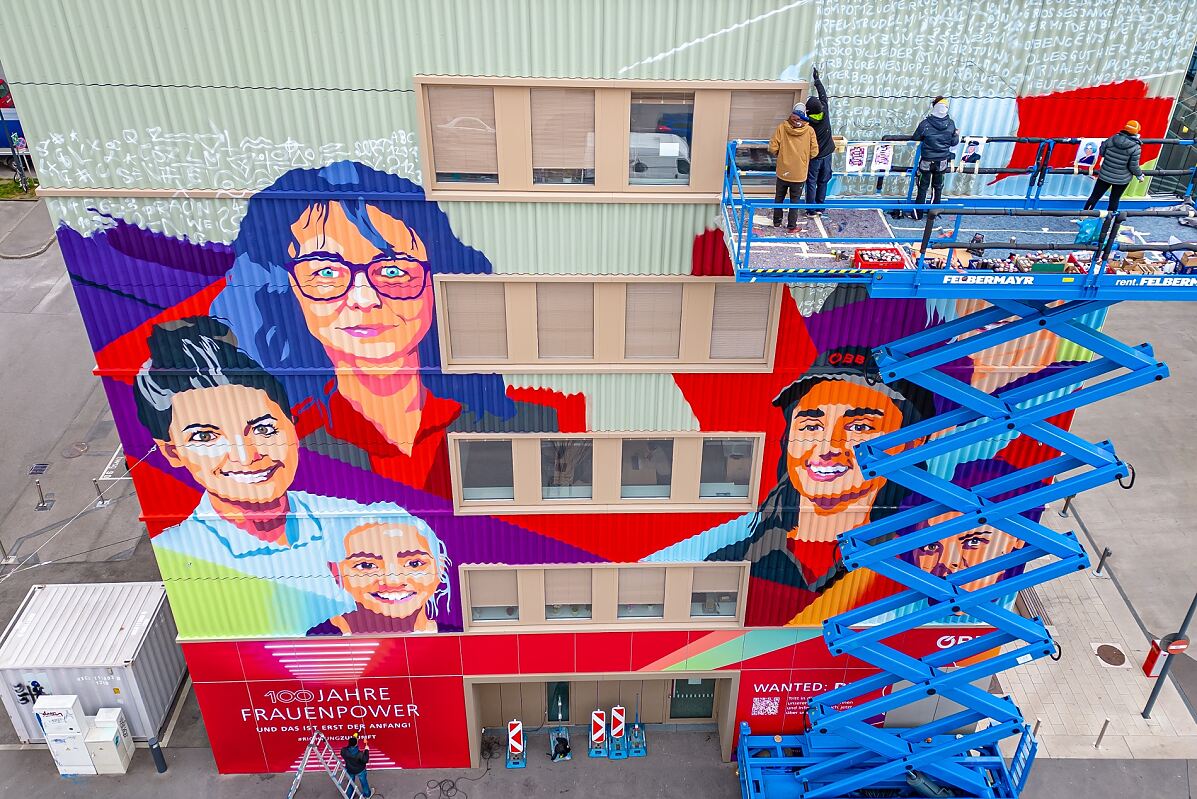 Mural im Entstehungsprozess