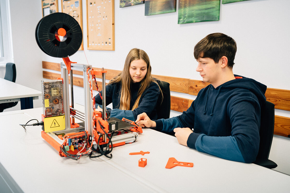 ÖBB-Lehrlinge bauen 3D-Drucker selbst_3_©PPMNEXT