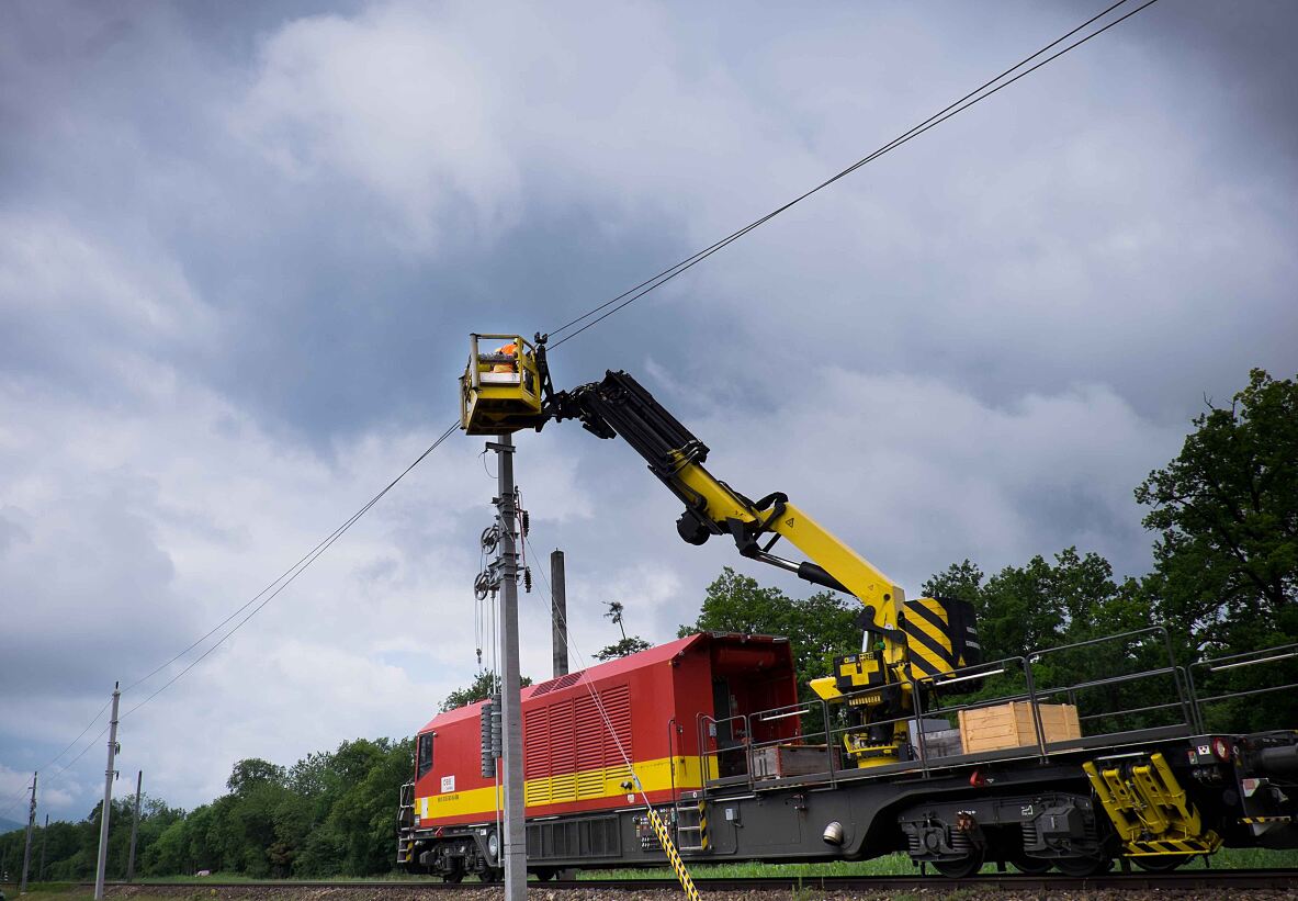 Oberleitungsarbeiten 3 © ÖBB, Nino Schenz
