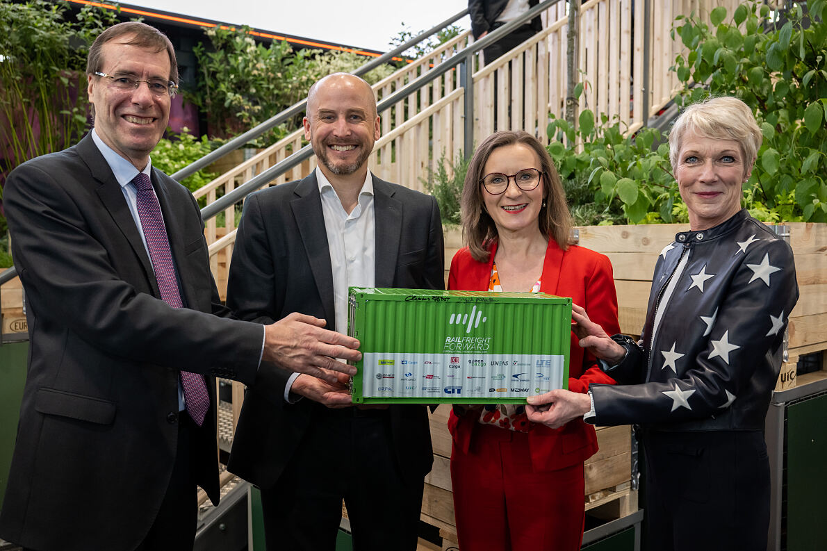 Staffelübergabe Rail Freight Forward 2