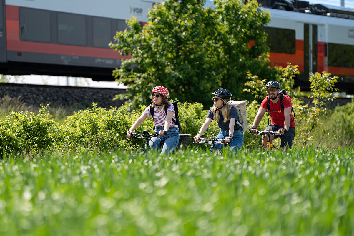 ÖBB Bienen- und Blumenradeln
