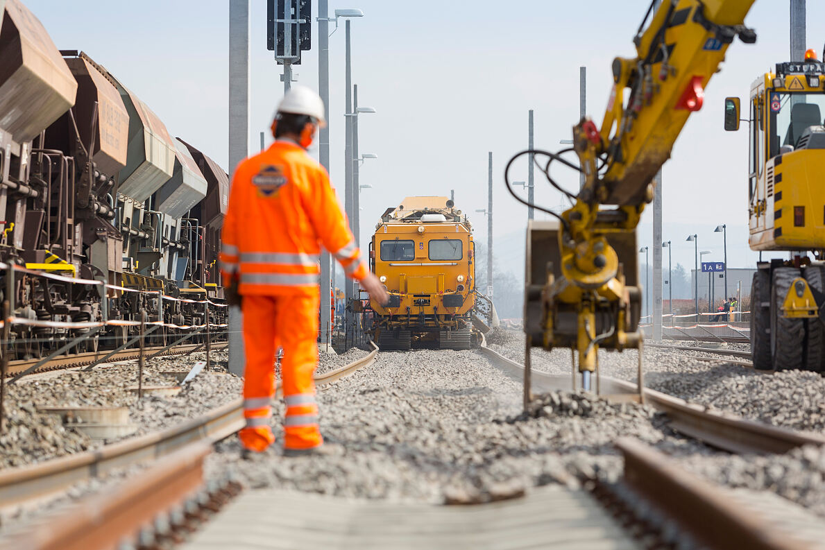 Gleisarbeiten_c_ÖBB_Zenz