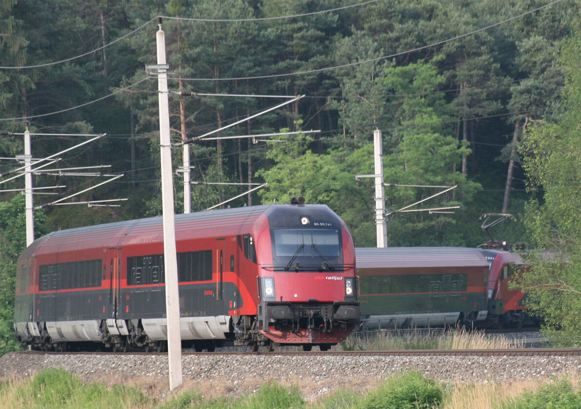 Railjet Arlbergbahnstrecke (ötztal)