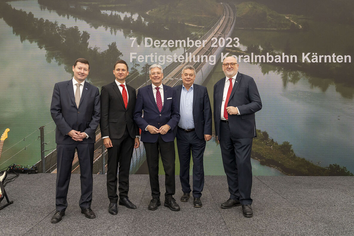 From left to right: Selmayr, Salzmann, Kaiser, Kogler, Matthä / ÖBB / Public domain