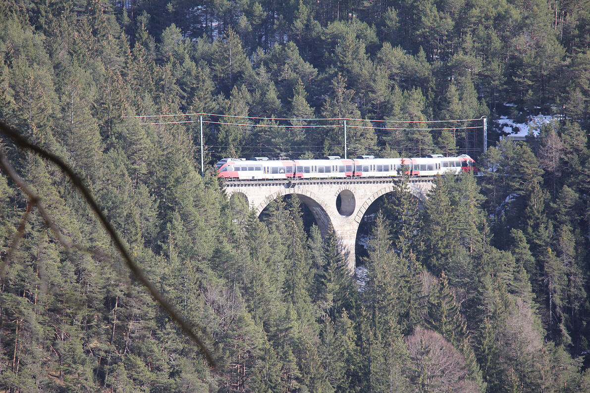 Karwendelbahn_01_(c)ÖBB_Kapferer