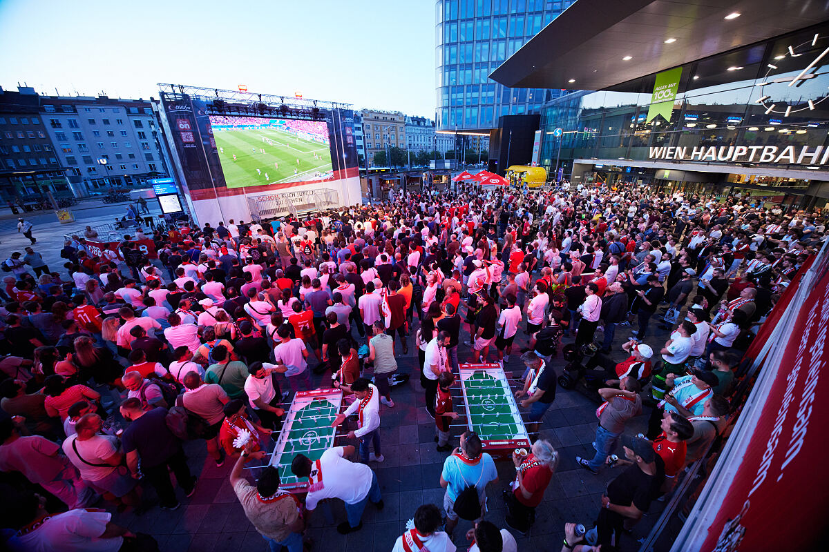 ÖBB Public Viewing