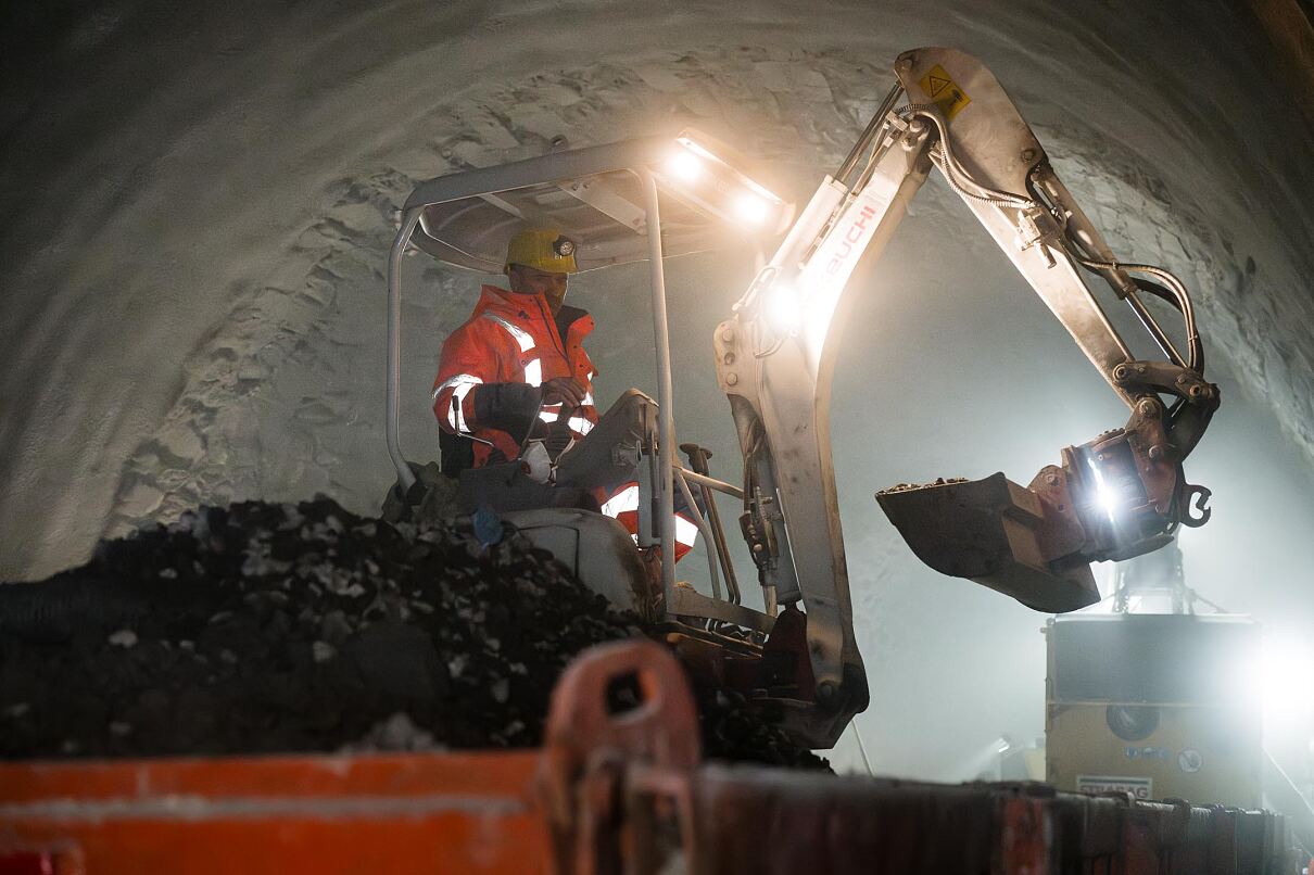 Arbeiten im Tunnel