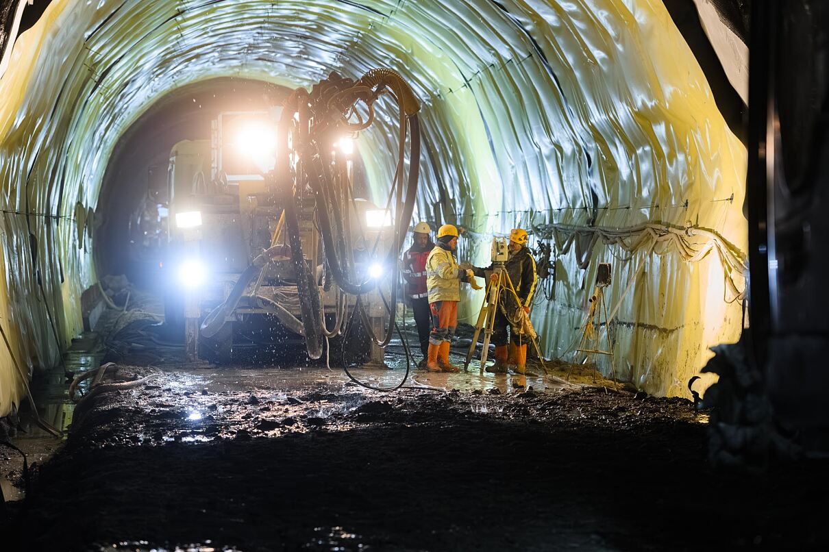 Arbeiten im Tunnel