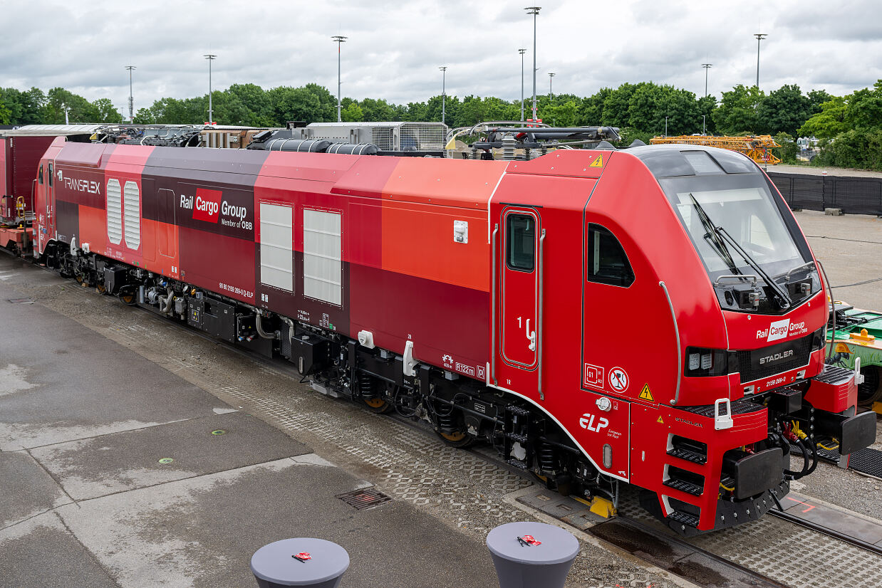 RCG TransFLEX locomotive 