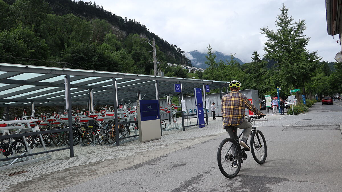 Mehr Platz für Fahrräder am Bahnhof Feldkirch