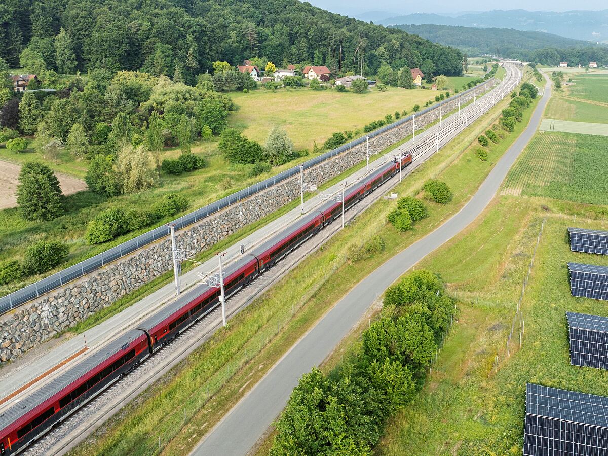 Railjet auf der Koralmbahn