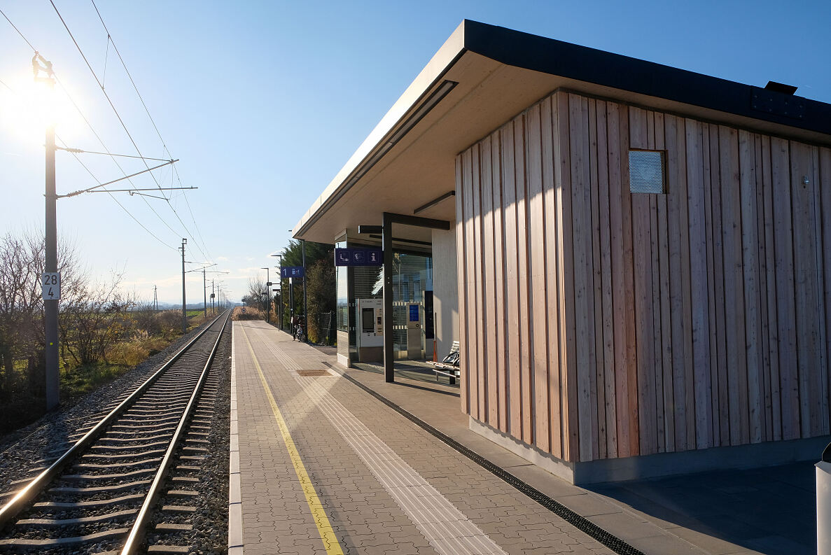 Pannonia Bahn Haltestelle Breitenbrunn