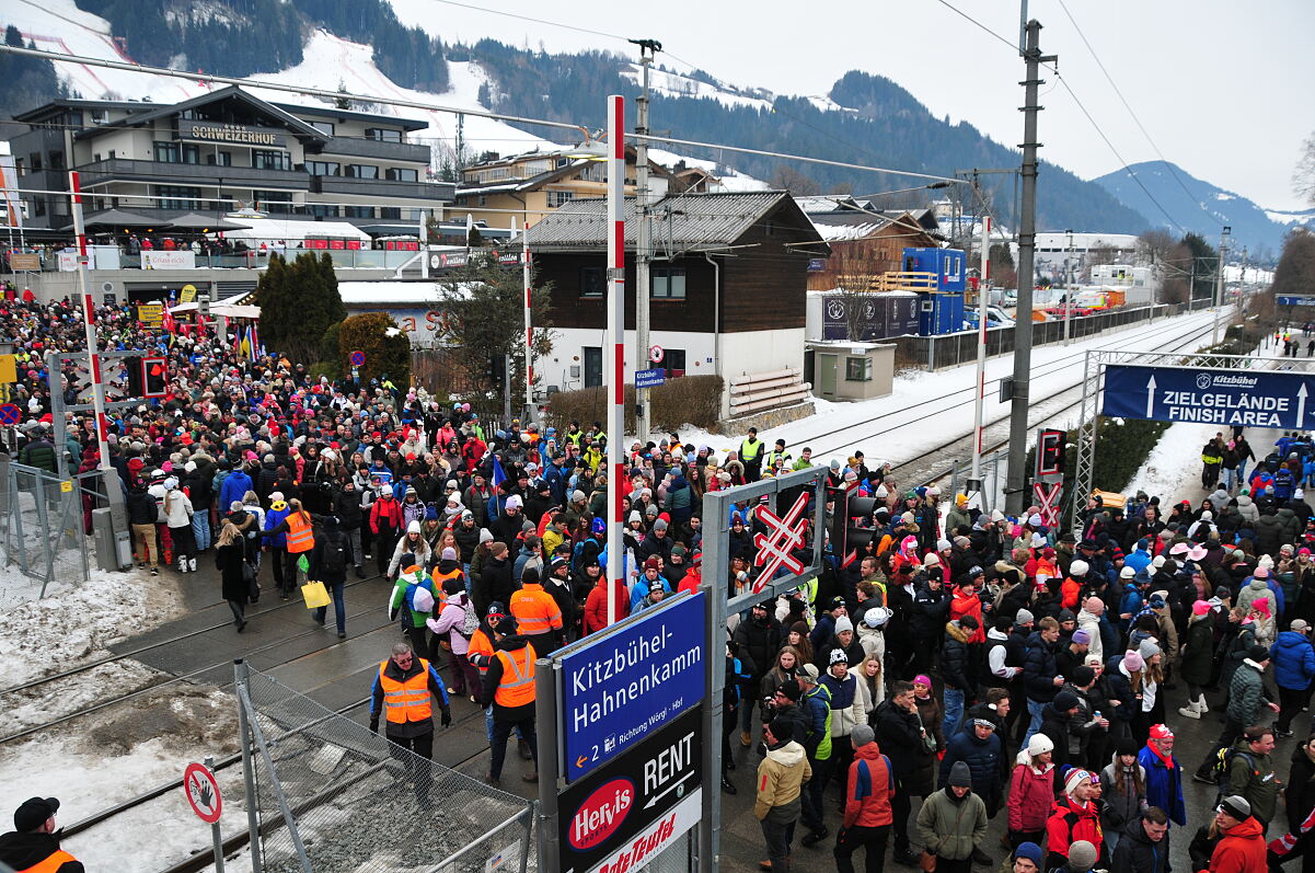 Erfolgreiche ÖBB-Bilanz zum Hahnenkammwochenende